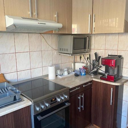 Apartament Regim Hotelier Орадеа Екстериор снимка