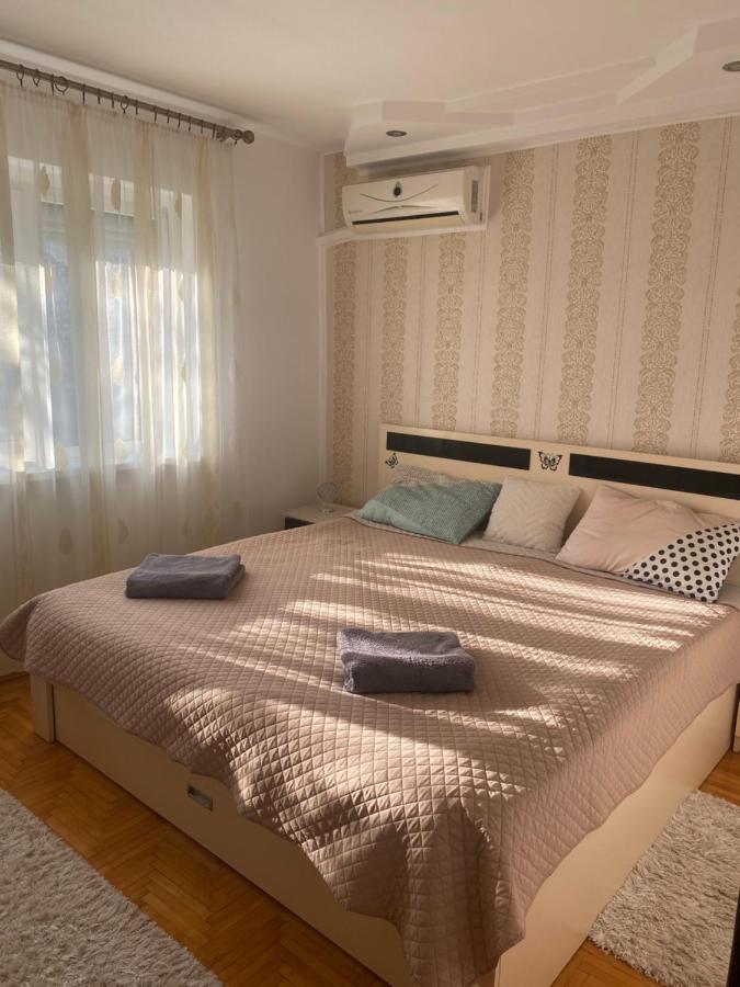 Apartament Regim Hotelier Орадеа Екстериор снимка
